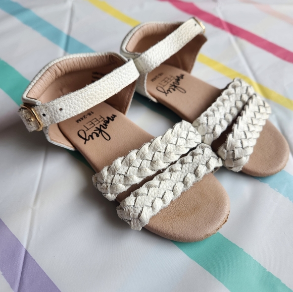 Monkey Feet white toddler girl sandals size 18/24m or 6 - Picture 3 of 3